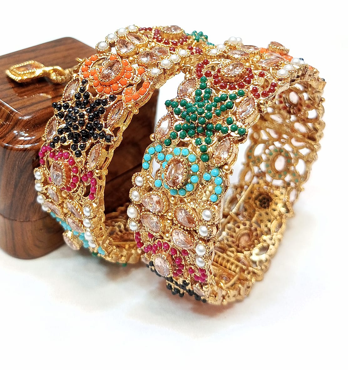 "Exquisite Silver Crystal Bangles with 6 variant color"